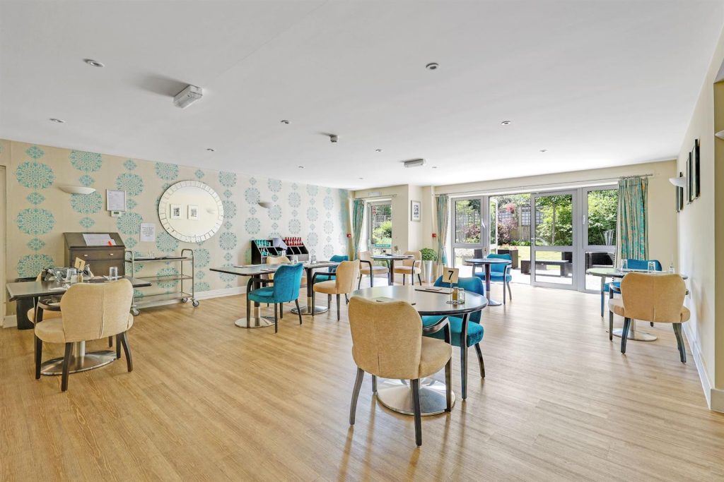 Fleet Road, Fleet, GU51 3FS