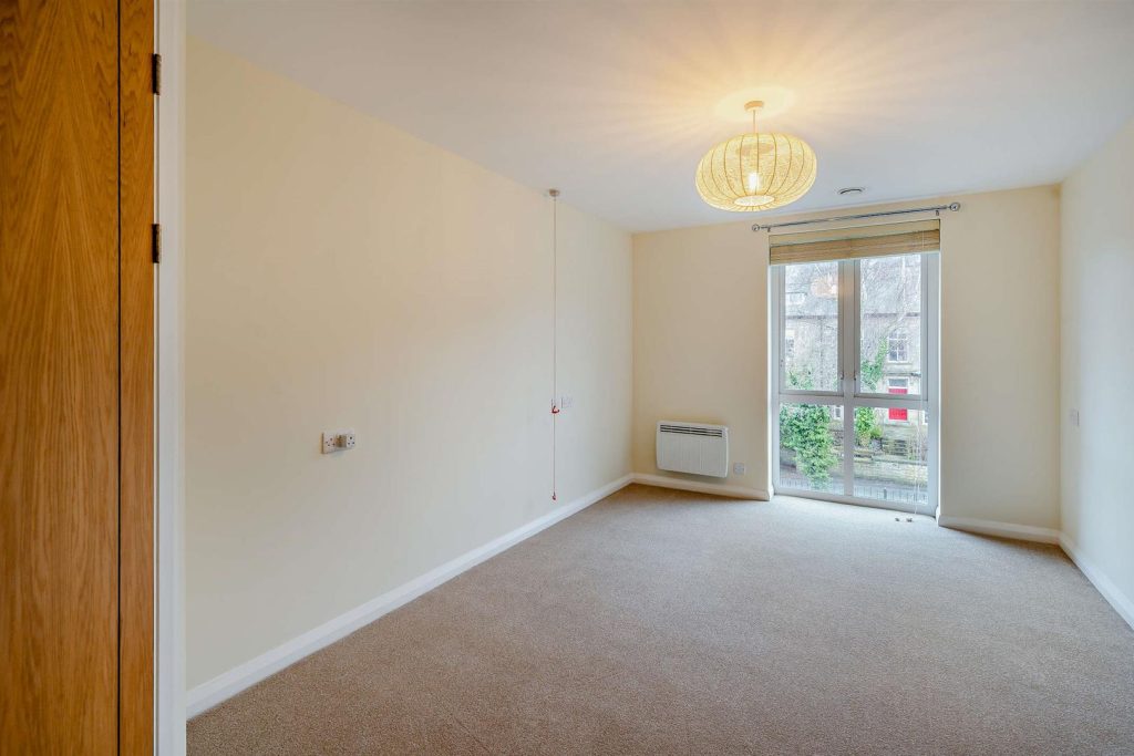 142 Greaves Road, Lancaster