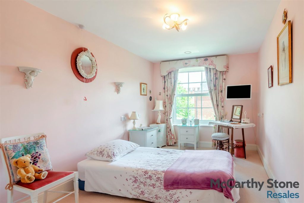 Peel Court, College Way, Welwyn Garden City, Hertfordshire, AL8 6DG