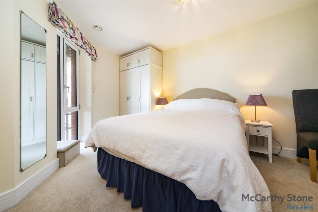 Pavilion Court, Hamilton Gardens, Felixstowe, IP11 7FA