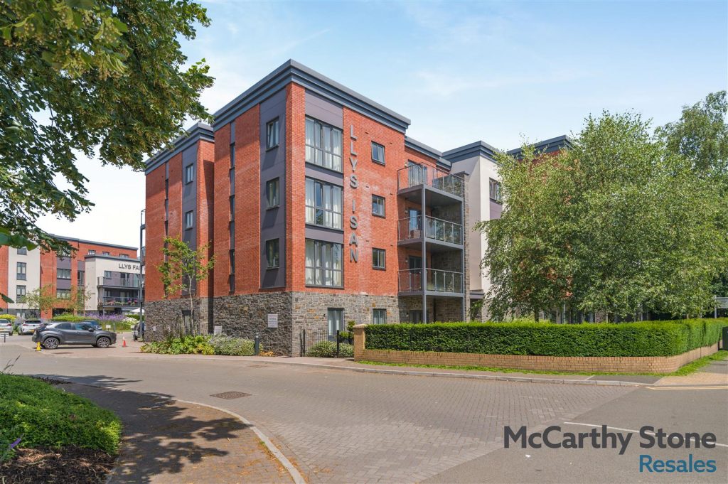 Llys Isan, Ilex Close, Llanishen, Cardiff, CF14 5DZ