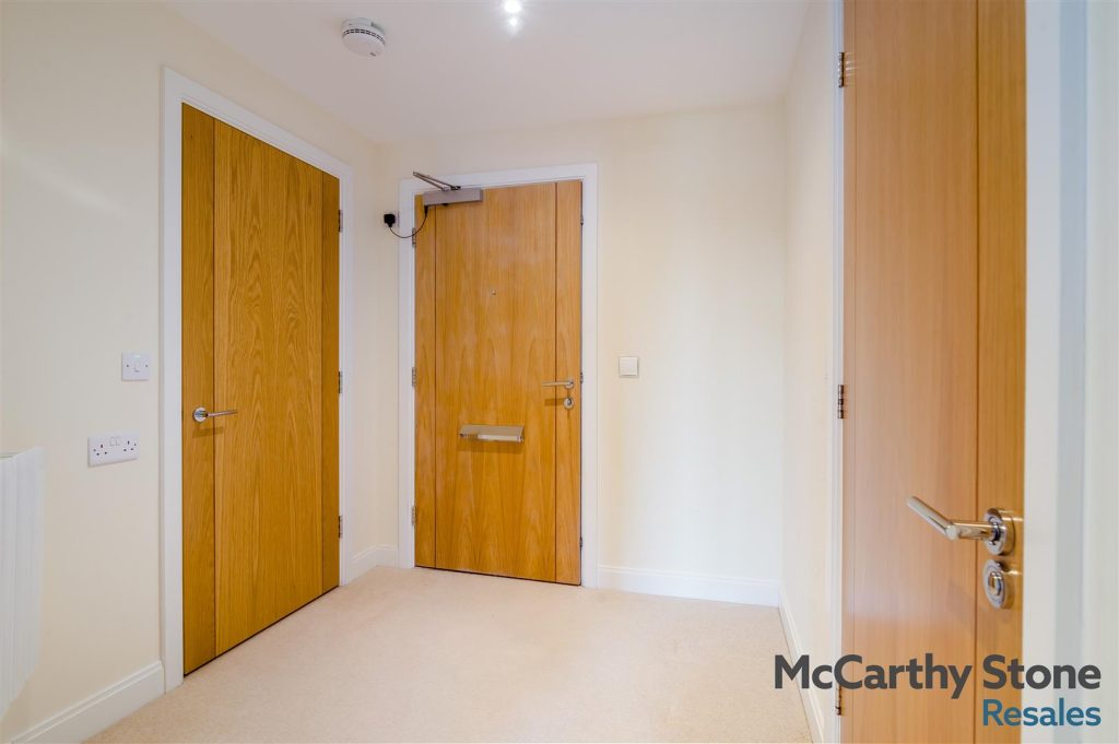 Llys Isan, Ilex Close, Llanishen, Cardiff, CF14 5DZ