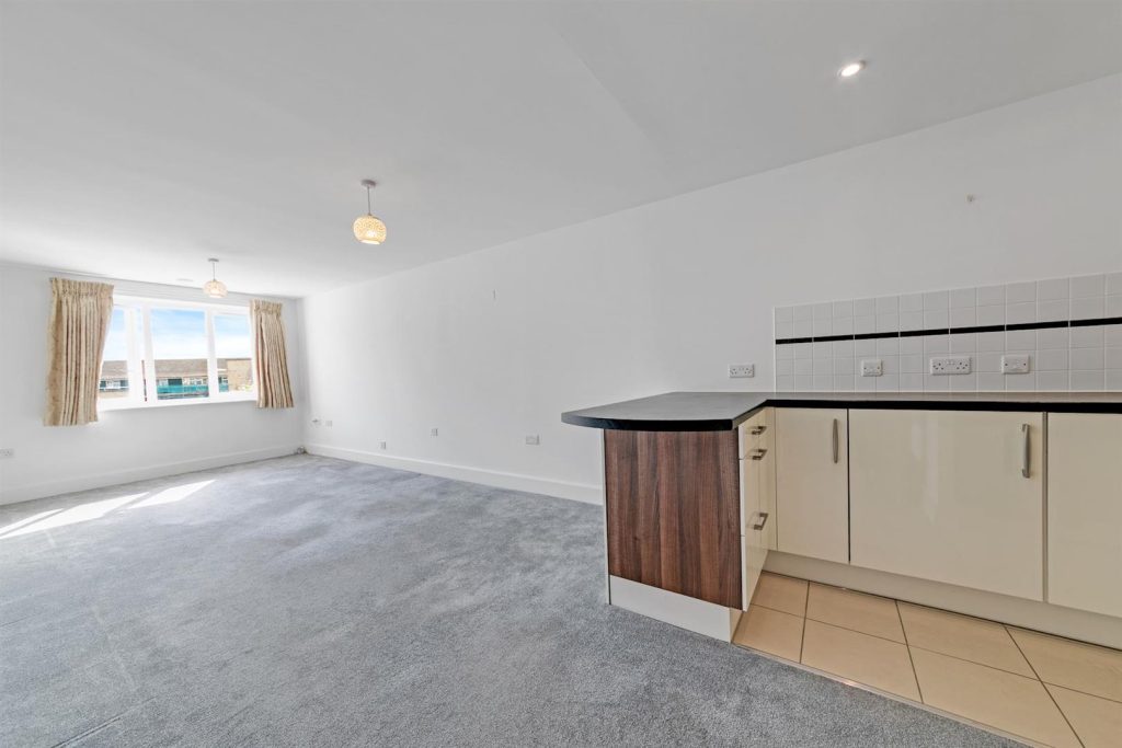 Limpsfield Road, South Croydon, CR2 9LB