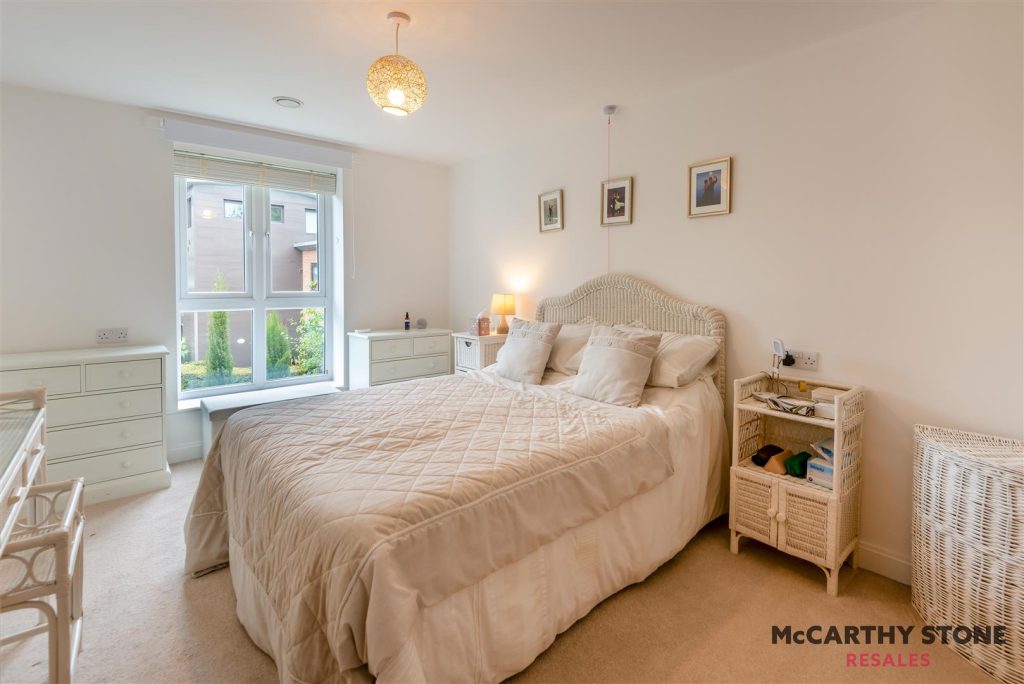 345 Reading Road, Henley-On-Thames