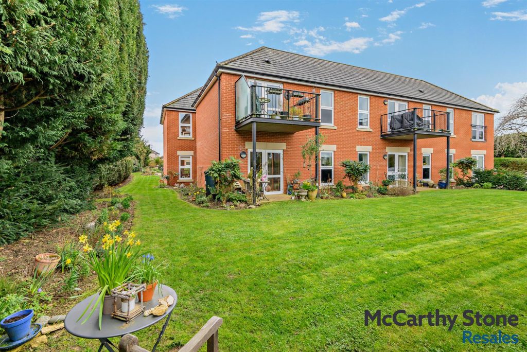 Meadowsweet Place, Spa Road, Melksham, SN12 7GW